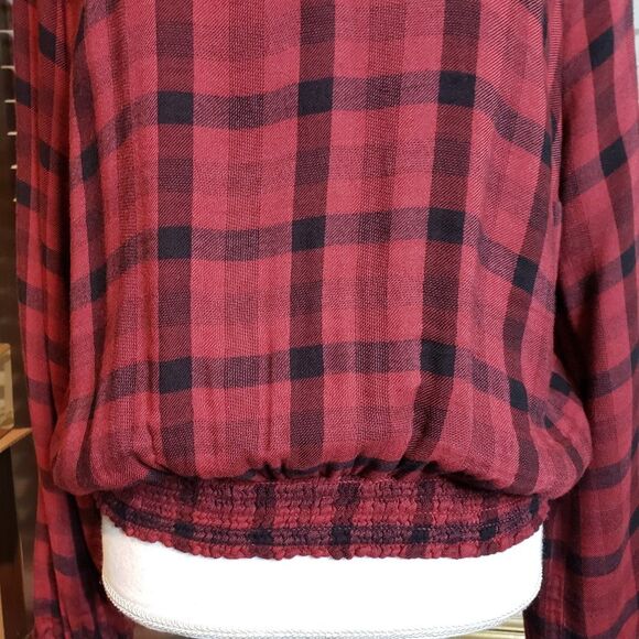 Anthropologie Cloth & Stone Red Plaid Soft Pullover Top Blouse womens M medium - Picture 2 of 9